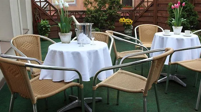 Solei Old Town Апартаменти